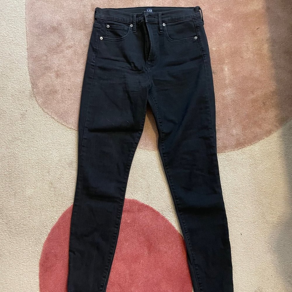 GAP - Black Skinny Jeans Size 29
